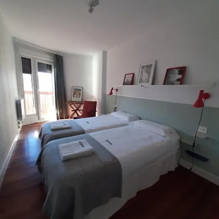 Muskaria Espectacular 1ª Linea Playa-piscina By Egona Appartement *